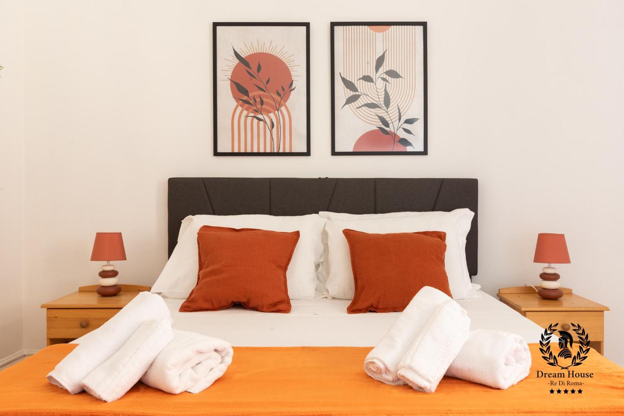 Dream House Re Di - 50mt To Metro Station, Position, 4pax, 2bdr * Rome
