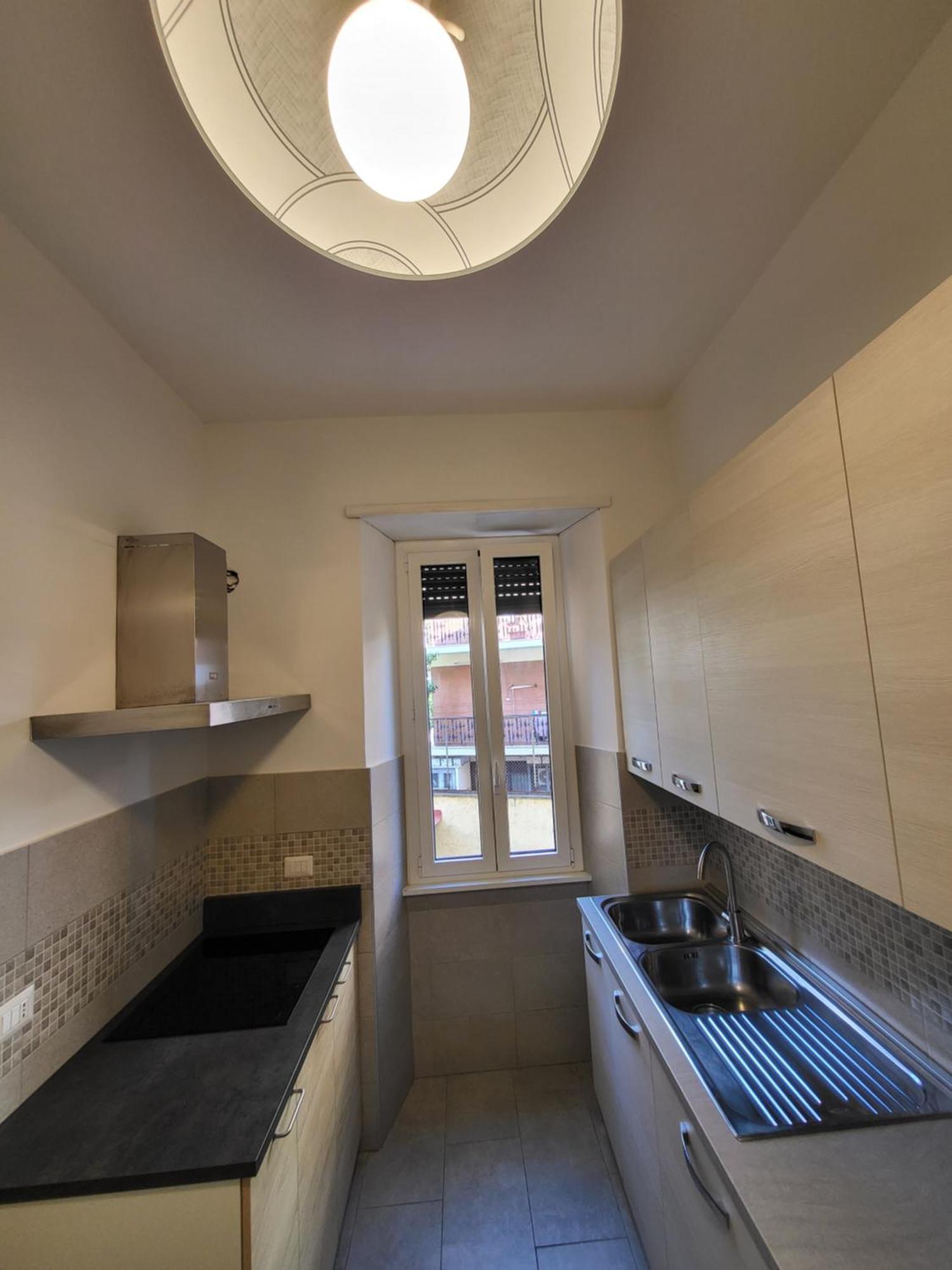 Appartement Dream House Re Di - 50mt To Metro Station, Position, 4pax, 2bdr