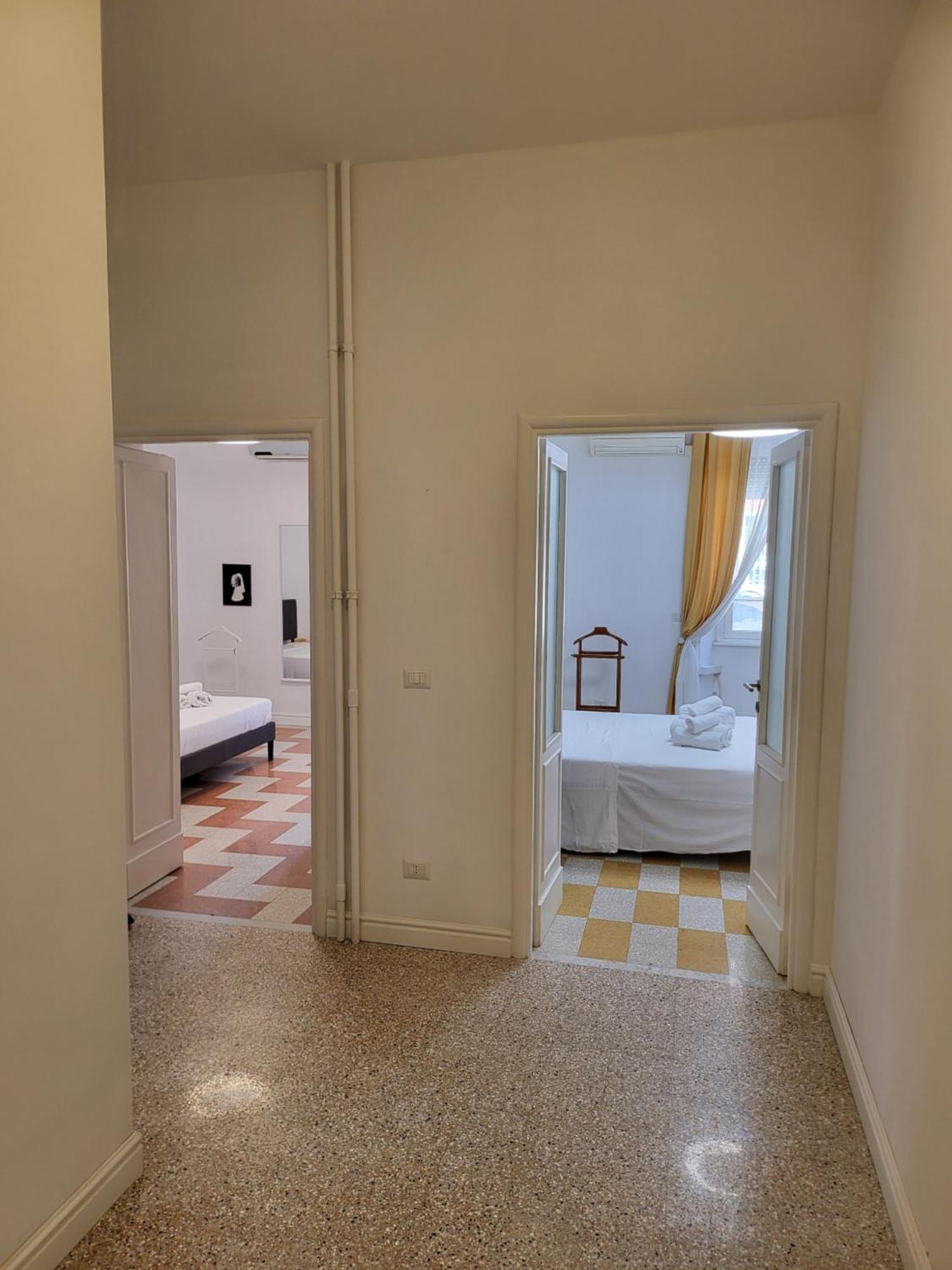 Dream House Re Di - 50mt To Metro Station, Position, 4pax, 2bdr Appartamento *