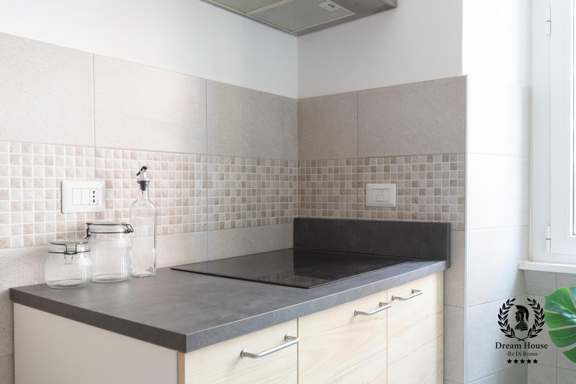 Dream House Re Di - 50mt To Metro Station, Position, 4pax, 2bdr Appartamento Roma