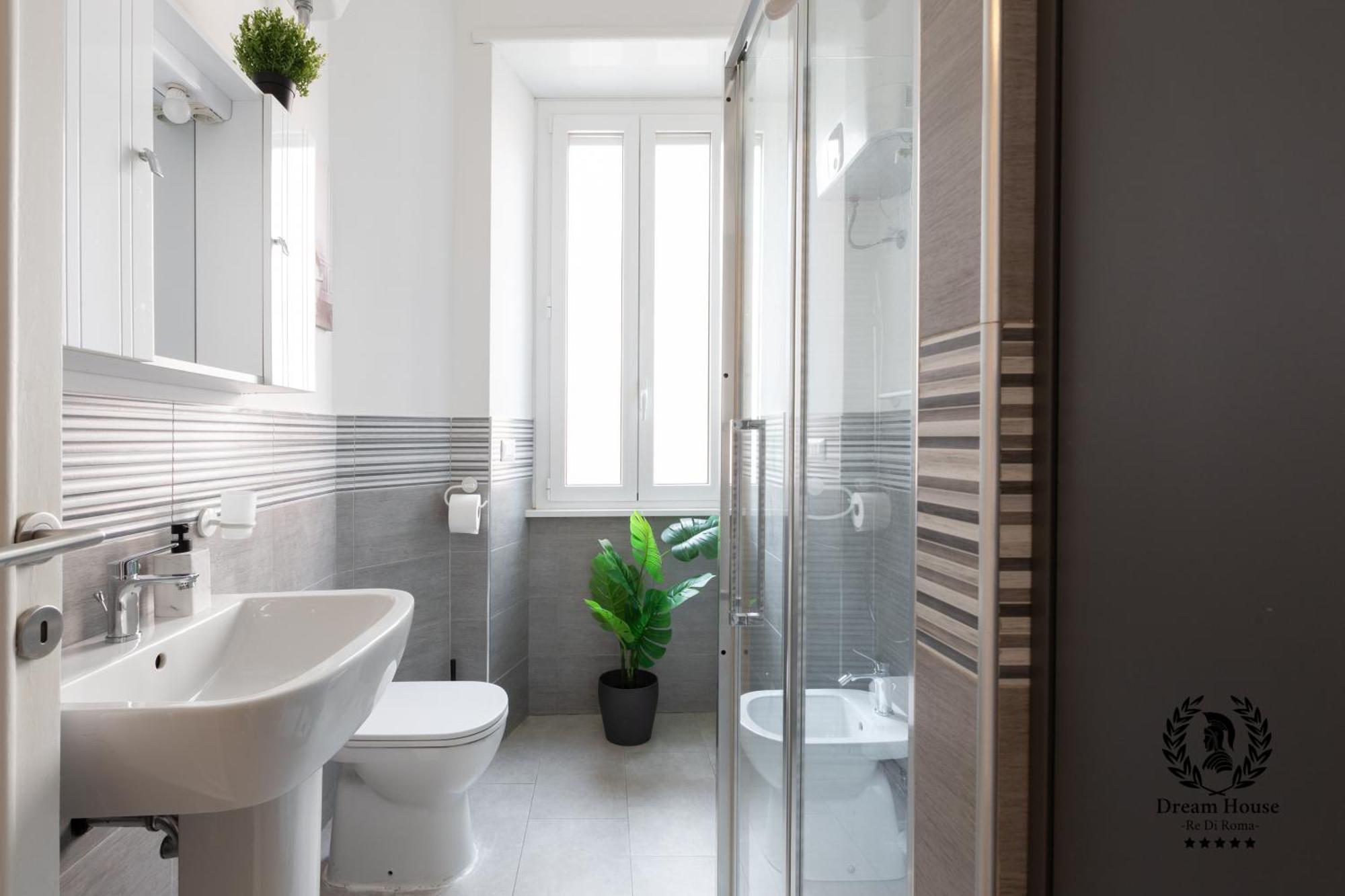 Appartement Dream House Re Di - 50mt To Metro Station, Position, 4pax, 2bdr